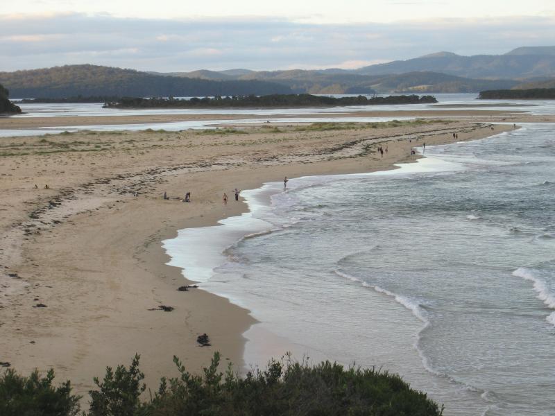 Mallacoota - Bastion Point: View north along coast