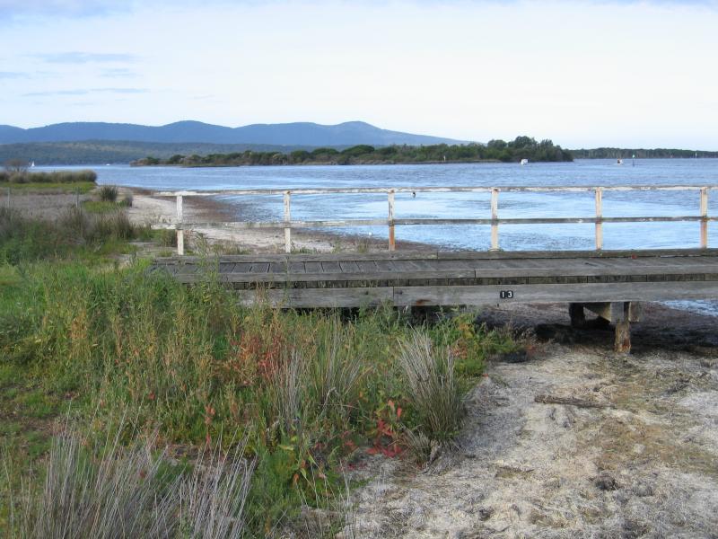 Mallacoota - Lakeside Drive and nearby residential areas: Jetty, Lakeside Dr near Broome St