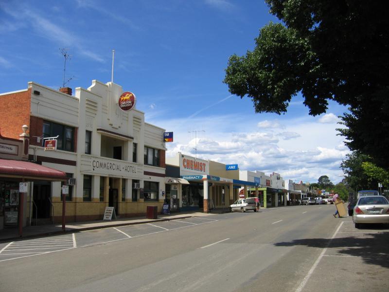 Mansfield photos Travel Victoria & visitor guide