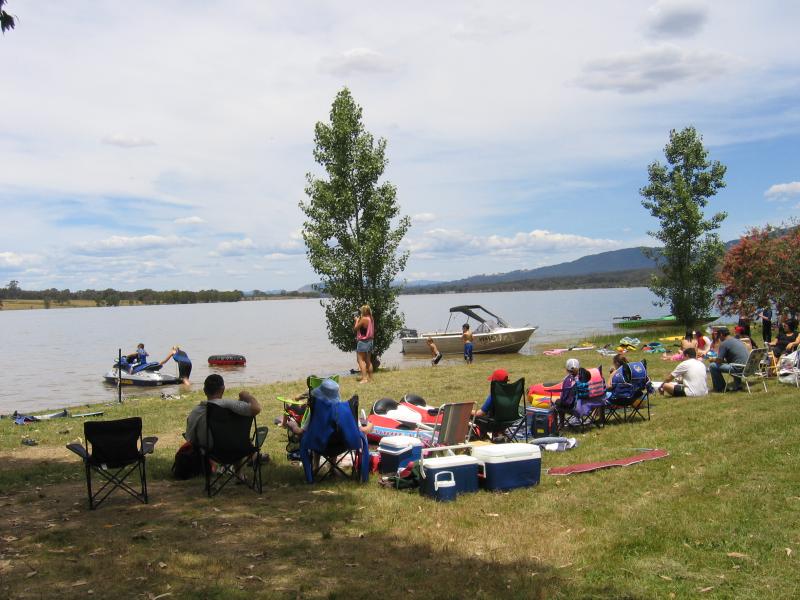 Mansfield - Lake Nillahcootie, Midland Highway, 25 km north of Mansfield - Visitors enjoy water activities near the boat ramp