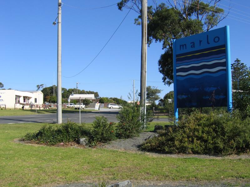 Marlo - Shops and commercial centre: Marlo town sign, corner Argyle Pde and Marlo Rd
