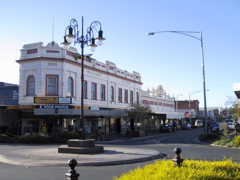 Maryborough - Commercial centre and shops - View south-east along Nolan St at High St