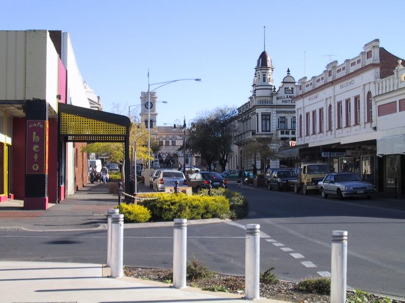 Maryborough - Commercial centre and shops: View north-west along Nolan St at Alma St