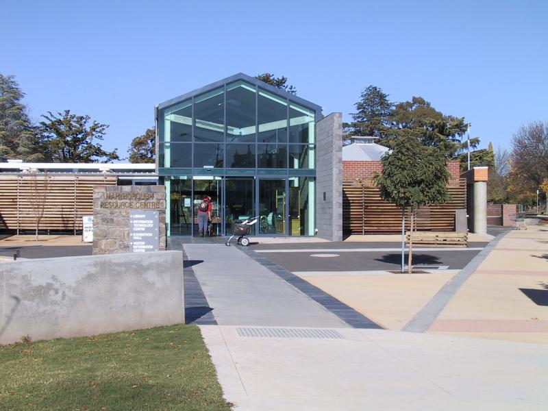 Maryborough - Commercial centre and shops: Maryborough Resource Centre including library and visitor information centre, corner Alma St and Nolan St