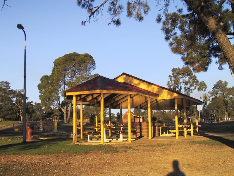 Maryborough - Princes Park, Lake Victoria: BBQ area