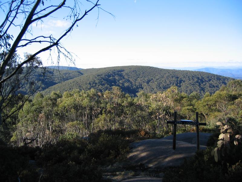 Marysville - Lake Mountain alpine resort: Alps lookout