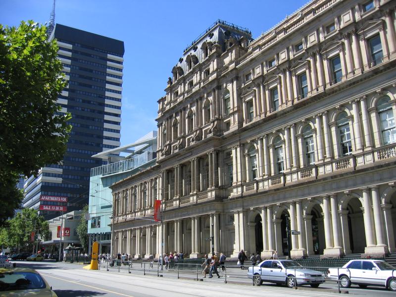 Melbourne CBD - Elizabeth Street: View north along Elizabeth St at GPO and towards Little Bourke St