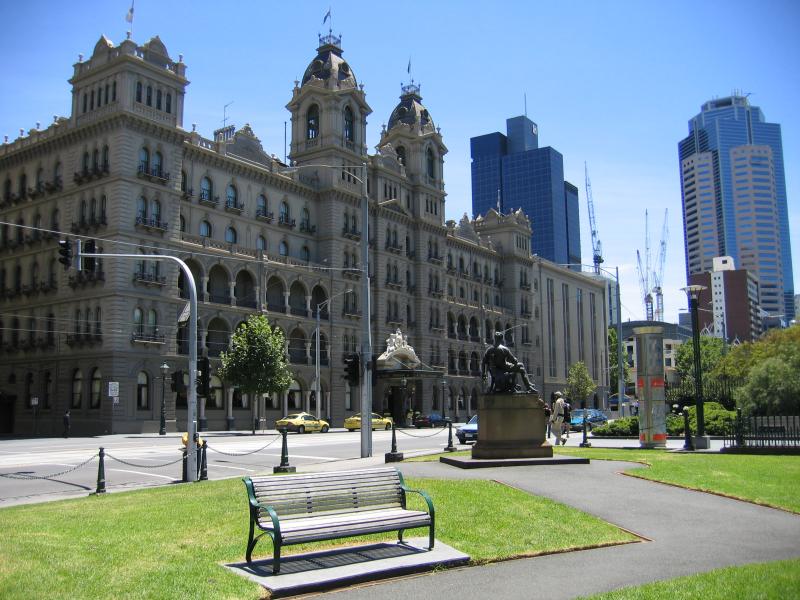 Melbourne CBD - Spring Street: Hotel Windsor, view north along Spring St from Gordon Reserve