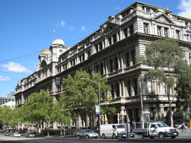 Melbourne CBD - Spencer Street: Grand Central Apartments, view south along Spencer St south of Collins St