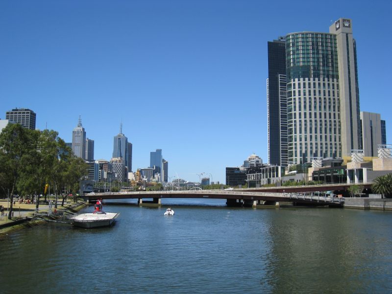 Melbourne CBD - Yarra River at Batman Park: View east along Yarra River towards Kings Bridge and Crown Towers