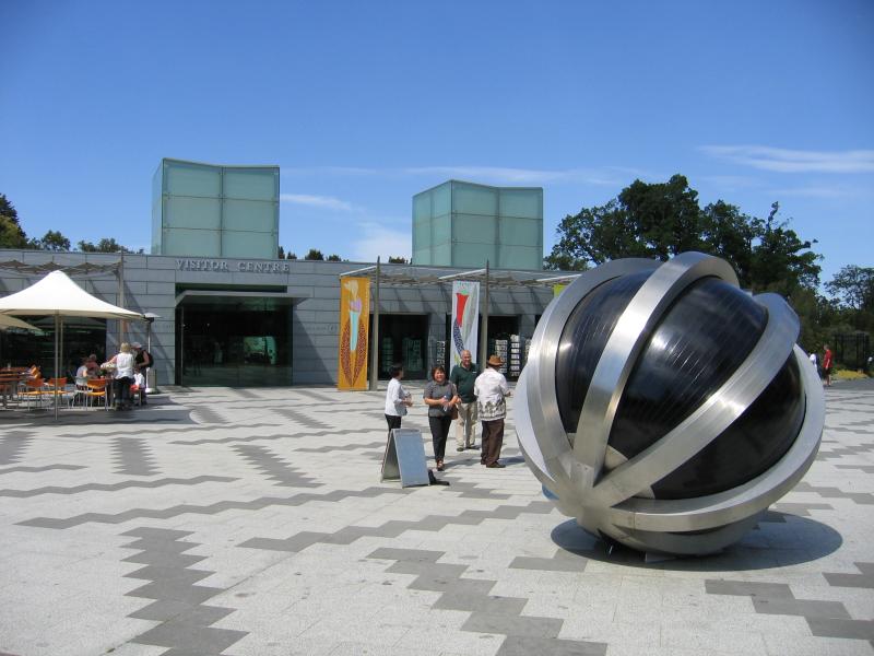 Melbourne CBD - Royal Botanic Gardens: Botanic Gardens Visitor Centre and Observatory Cafe
