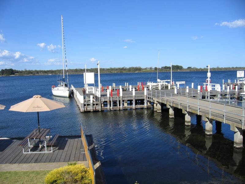 Metung - Metung Wharf and Metung Hotel, eastern end of Kurnai Avenue: View along wharf