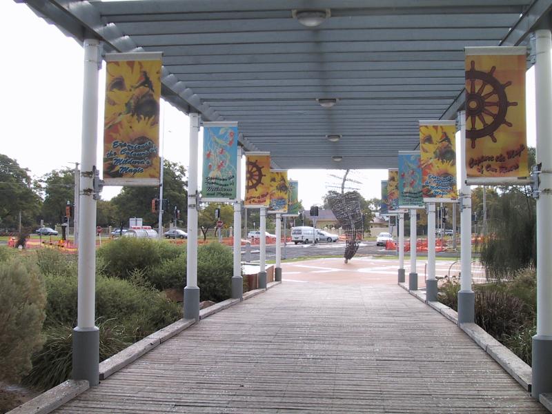 Mildura - Deakin Avenue area: Entrance to Alfred Deakin Centre, Deakin Av at 12th St