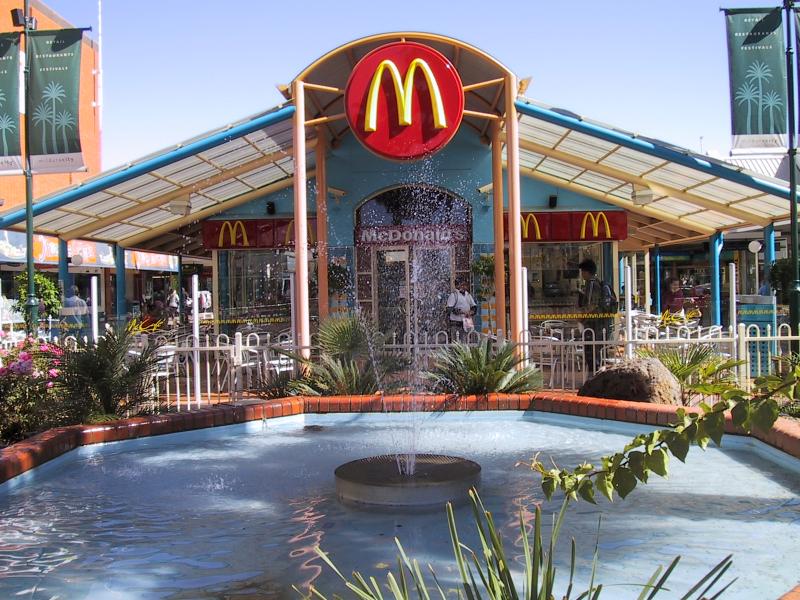 Mildura - Commercial centre and shops around Langtree Avenue: Fountain at McDonalds, Langtree Mall at 8th St