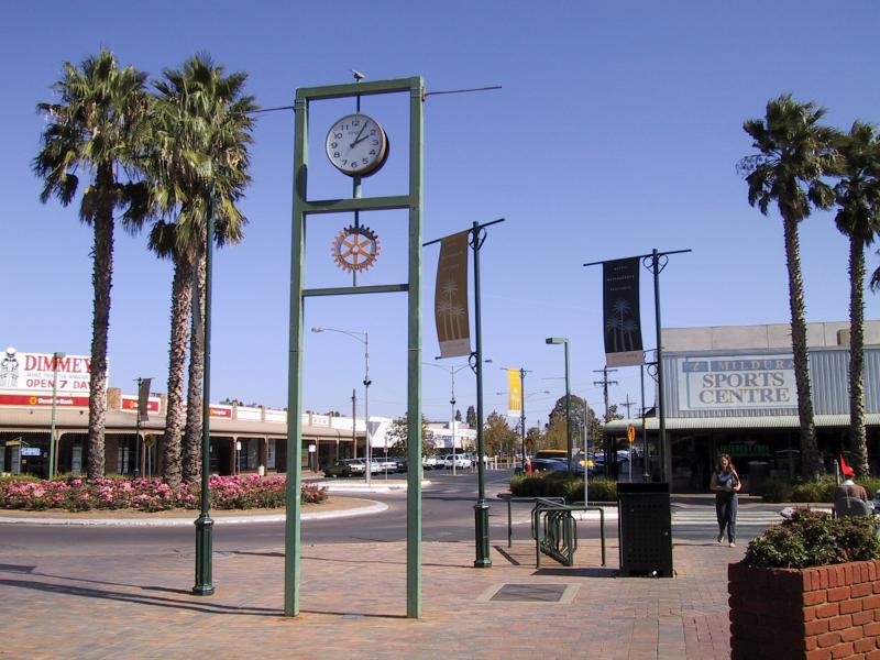 Mildura - Commercial centre and shops around Langtree Avenue - Langtree Mall at 9th St
