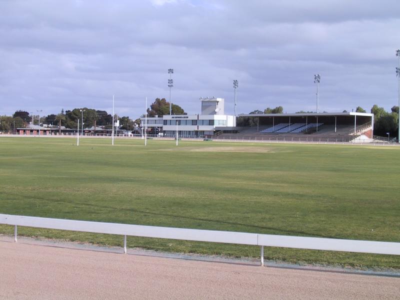Mildura - Around Mildura: Showgrounds and racecourse, 11th St