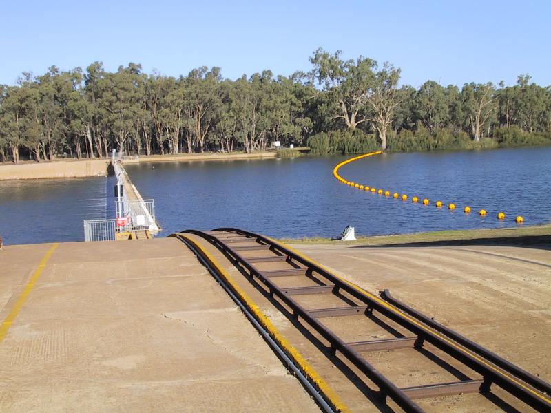 Mildura - Lock 11, Lock Island and Weir: View to weir from Lock island