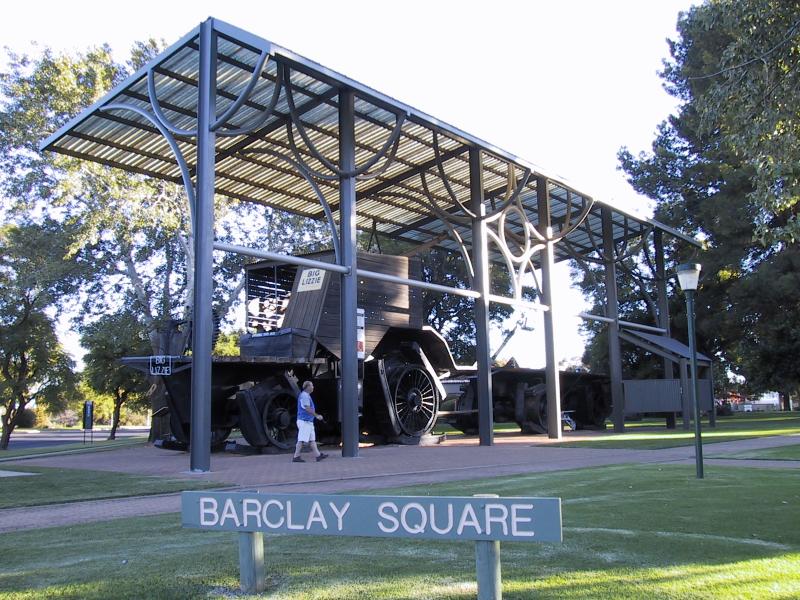 Mildura - Red Cliffs, Barclay Square: Big Lizzie