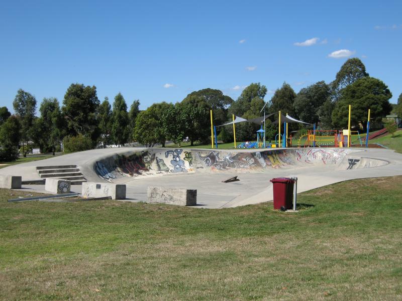 Mirboo North - Baromi Park, between Ridgway and Couper Street - Skate park