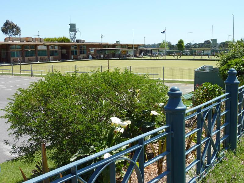 Moe - Moe Racecourse and Joe Tabuteau Reserve, Waterloo Road and Saviges Road: Moe Bowling club viewed from corner of Waterloo Rd and Saviges Rd
