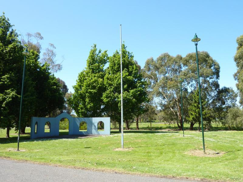 Moe - Moe Botanic Gardens along Narracan Creek: View through gardens