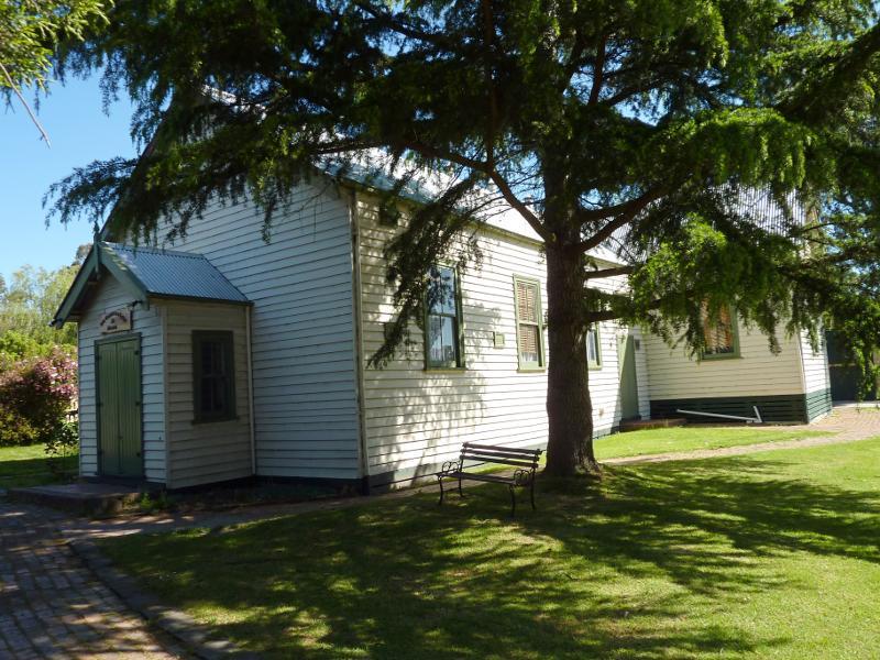 Moe - Gippsland Heritage Park, Lloyd Street: Narracan Mechanics Institute and free library