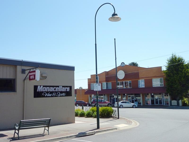 Moe - Newborough commercial centre, Rutherglen Road: North-westerly view across Monash Rd at Rutherglen Rd