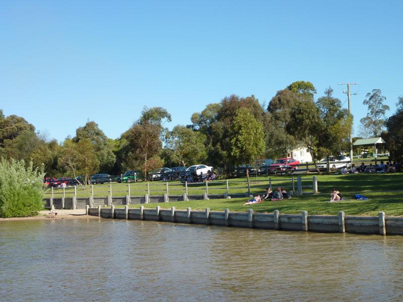 Moe - Turras Beach, west end of South Shore Road at Lake Narracan: View towards lake foreshore from jetty