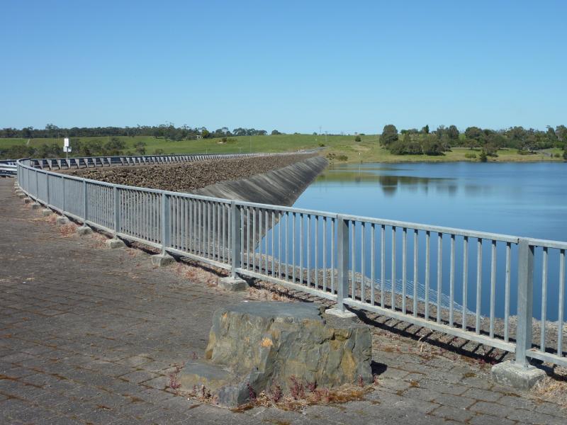 Moe - Blue Rock Lake embankment and spillway: View south-west along embankment