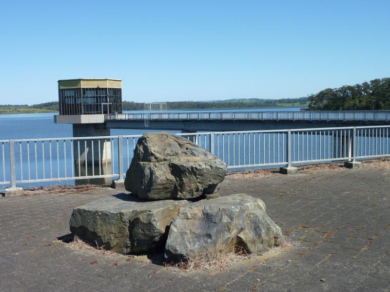 Moe - Blue Rock Lake embankment and spillway: Control tower at northern end of embankment