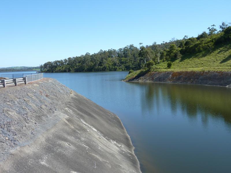 Moe - Blue Rock Lake embankment and spillway: View along channel to spillway towards lake