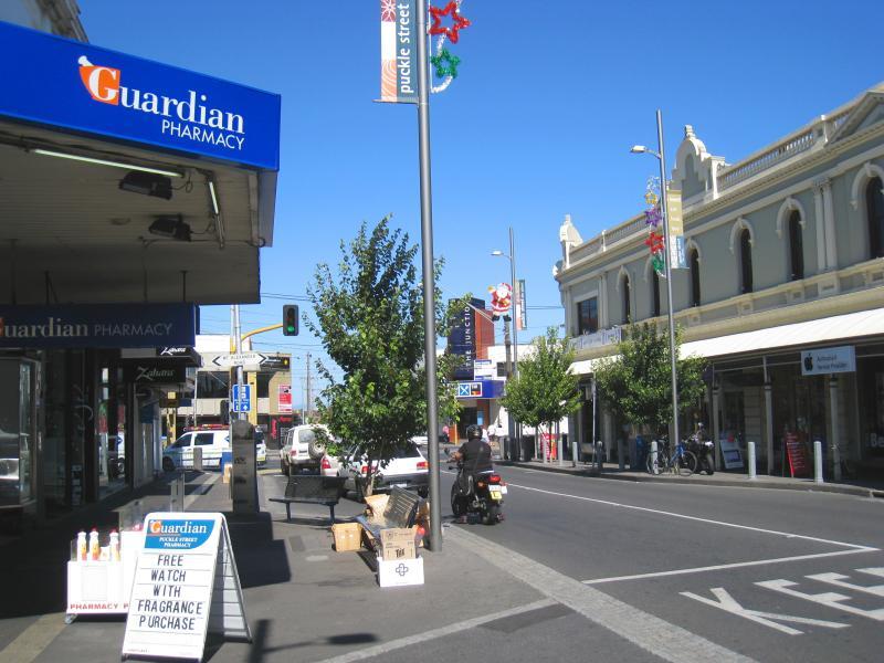 Moonee Ponds - Shops and commercial centre, Puckle Street and adjoining streets: View east along Puckle St towards Mt Alexander Rd