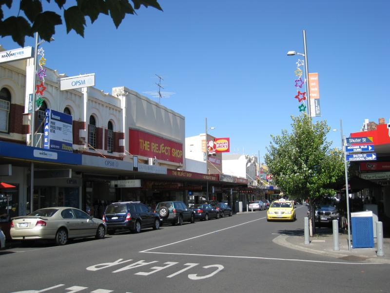 Moonee Ponds - Shops and commercial centre, Puckle Street and adjoining streets - View east along Puckle St at Shuter St
