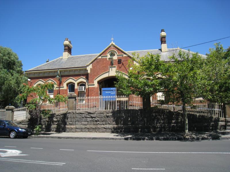 Moonee Ponds - Shops and commercial centre, Puckle Street and adjoining streets: Entrance to Moonee Ponds railway station, Margaret St