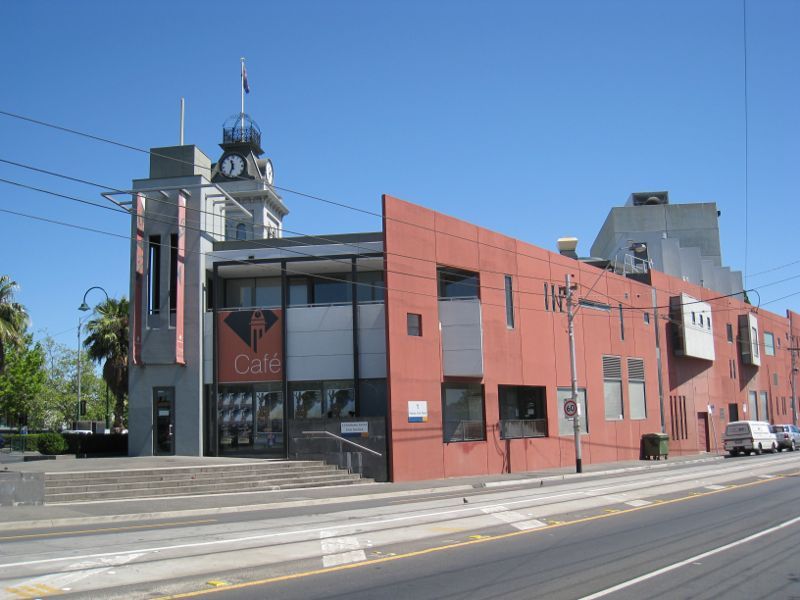 Moonee Ponds - Mount Alexander Road: Clocktower Centre, view north at Mt Alexander Rd and Pascoe Vale Rd junction