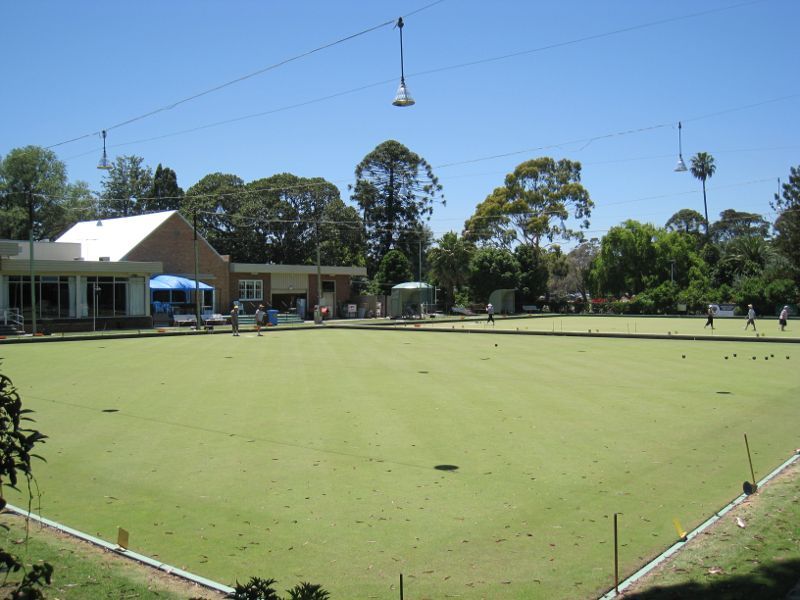 Moonee Ponds - Queens Park: Moonee Ponds bowling club