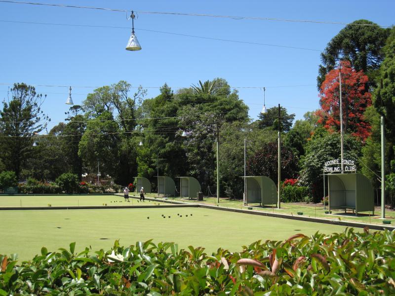 Moonee Ponds - Queens Park: Moonee Ponds bowling club