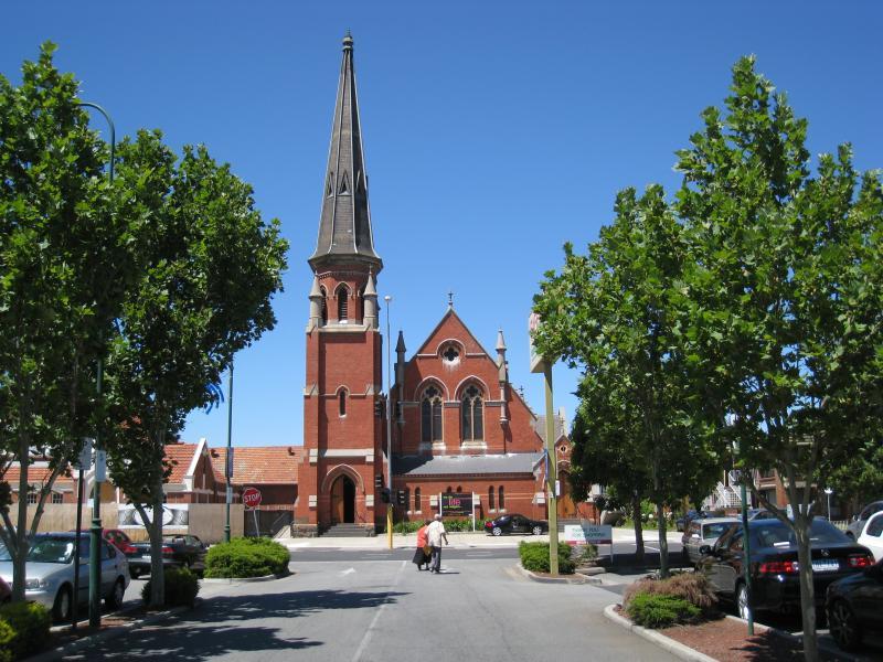 Moonee Ponds - Around Moonee Ponds: Moonee Valley Christian Church, Gladstone St opposite Pratt St