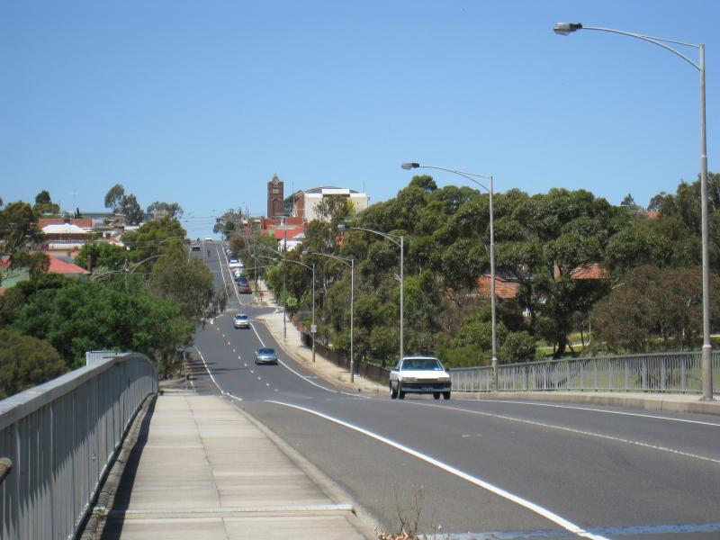 Moonee Ponds - Around Moonee Ponds: View east along Wilson St into Brunswick West from freeway overpass
