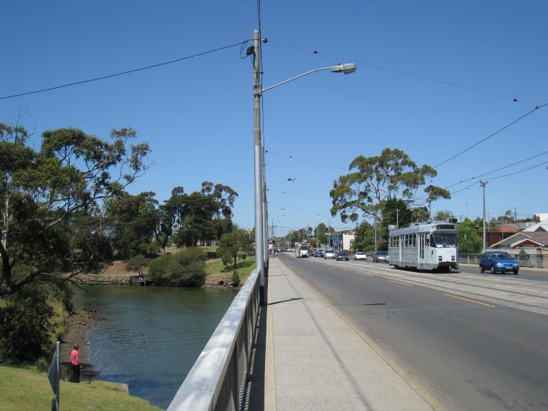 Moonee Ponds - Maribyrnong River at bridge on Maribyrnong Road: View east along bridge