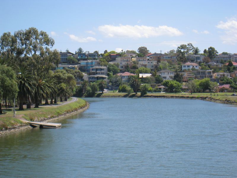 Moonee Ponds - Maribyrnong River at bridge on Maribyrnong Road: View south-west along river