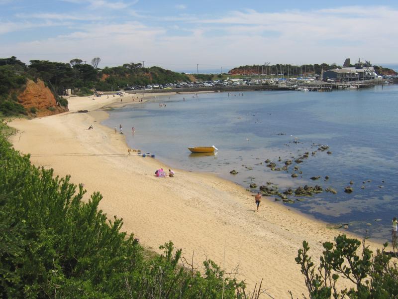 Mornington - Shire Hall Beach and Scout Beach: View south-west along coast towards Scout Beach and Mothers Beach