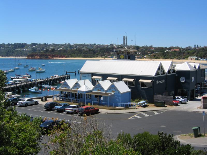Mornington - Coastal areas and views around Schnapper Point: Schnappers Restaurant and the yacht club