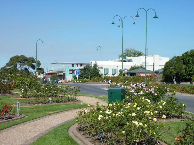 Morwell - Morwell Centenary Rose Garden, Maryvale Crescent and Commercial Road - Rose garden along north side of Commercial Rd