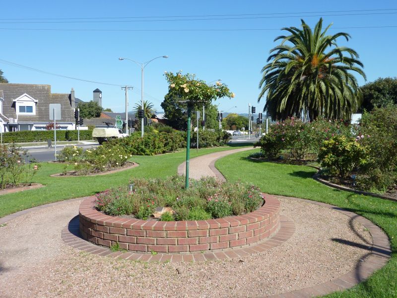 Morwell - Morwell Centenary Rose Garden, Maryvale Crescent and Commercial Road - View west through rose garden along north side of Commercial Rd opposite Avondale Rd