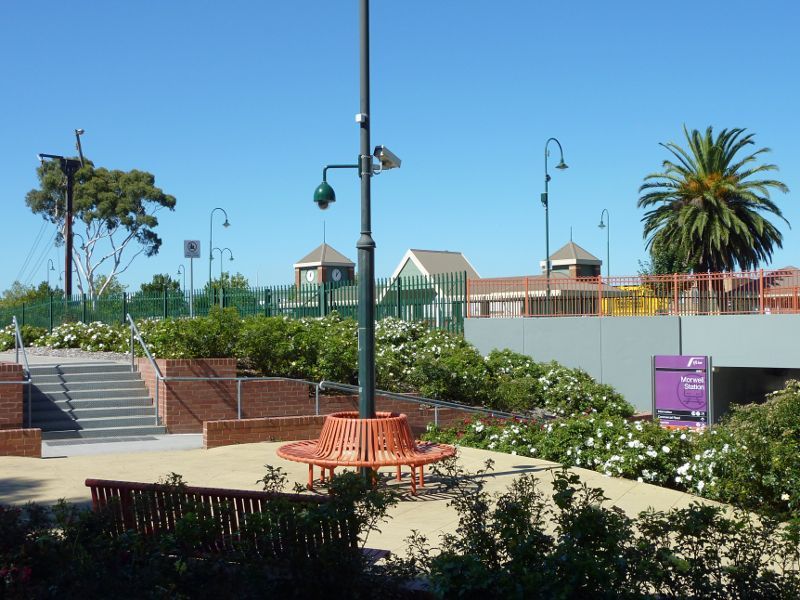 Morwell - Morwell Railway Station and walkway under railway line, Princes Drive: Garden at northern end of walkway under railway line