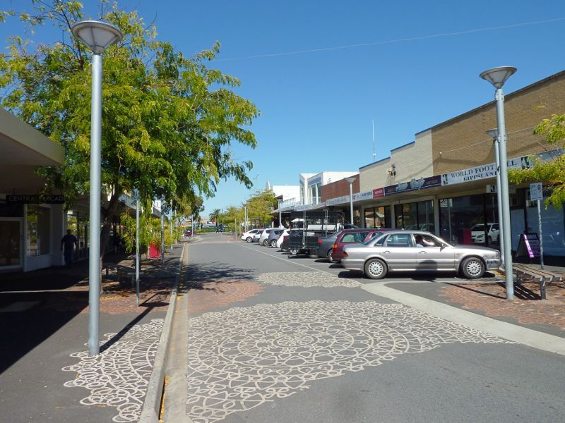 Morwell - Shops and commercial centre, Princes Drive and Church Street - View south along Church St south of Buckley St