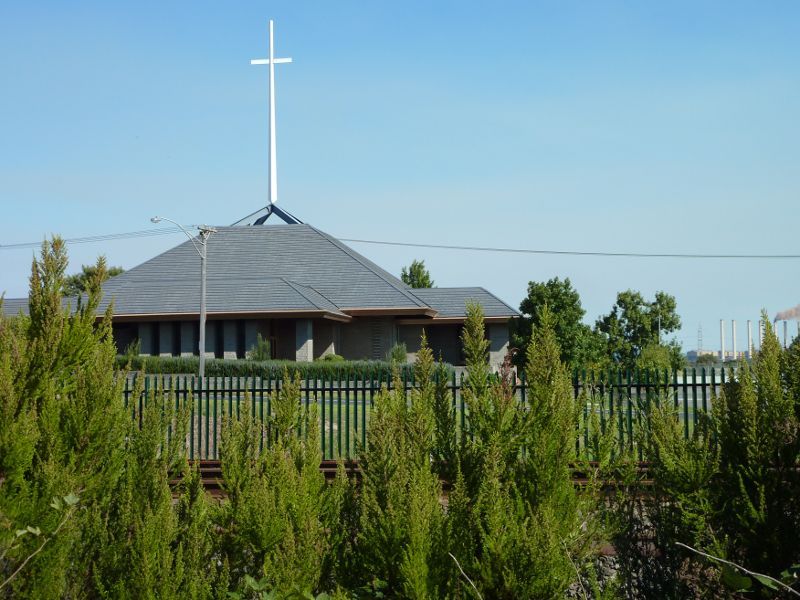 Morwell - Around Morwell: Sacred Heart Church, Commercial Rd west of McDonald St