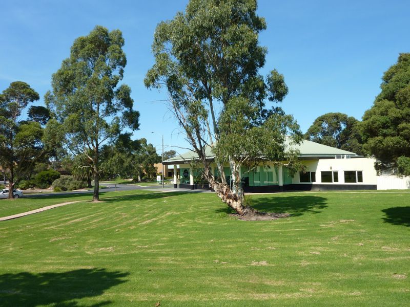 Morwell - Morwell Civic Gardens and Kernot Lake, Princes Drive: View across lawns towards Waratah Training Restaurant
