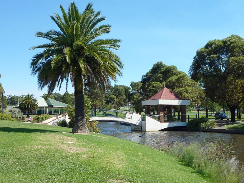 Morwell - Morwell Civic Gardens and Kernot Lake, Princes Drive: View along southern side of Kernot Lake towards footbridge